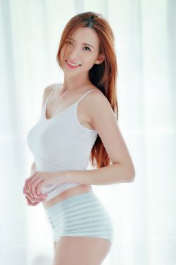 美女和男人脱光衣服铽